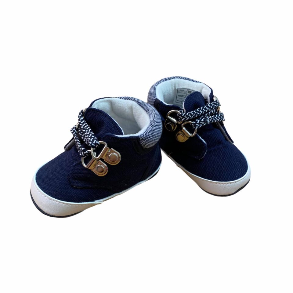 bebe-1047-papoutsakia-xeimerina-gia-morakia-agorakia-mple-pierre-cardin-06